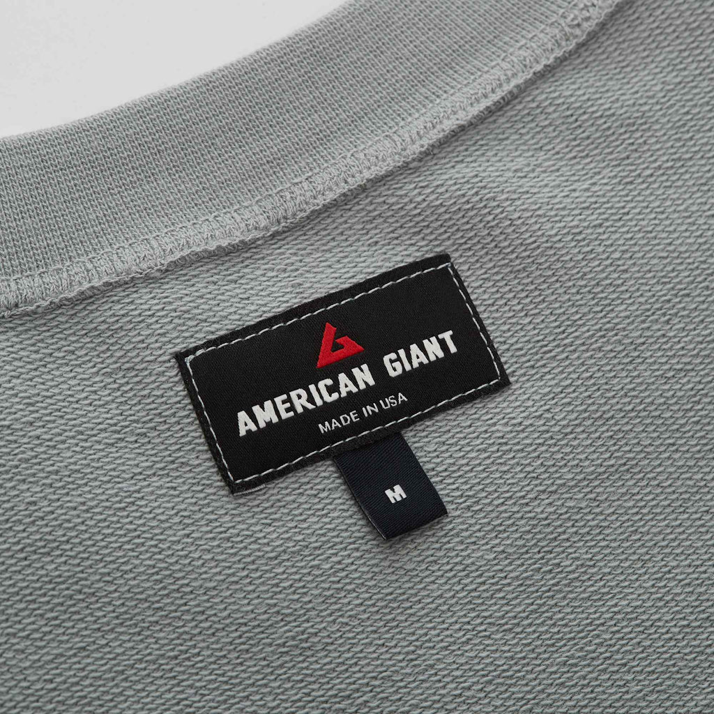 American Giant Everyday French Terry Crew Sweatshirt for Men Embroidery - Titanium - Detail 2