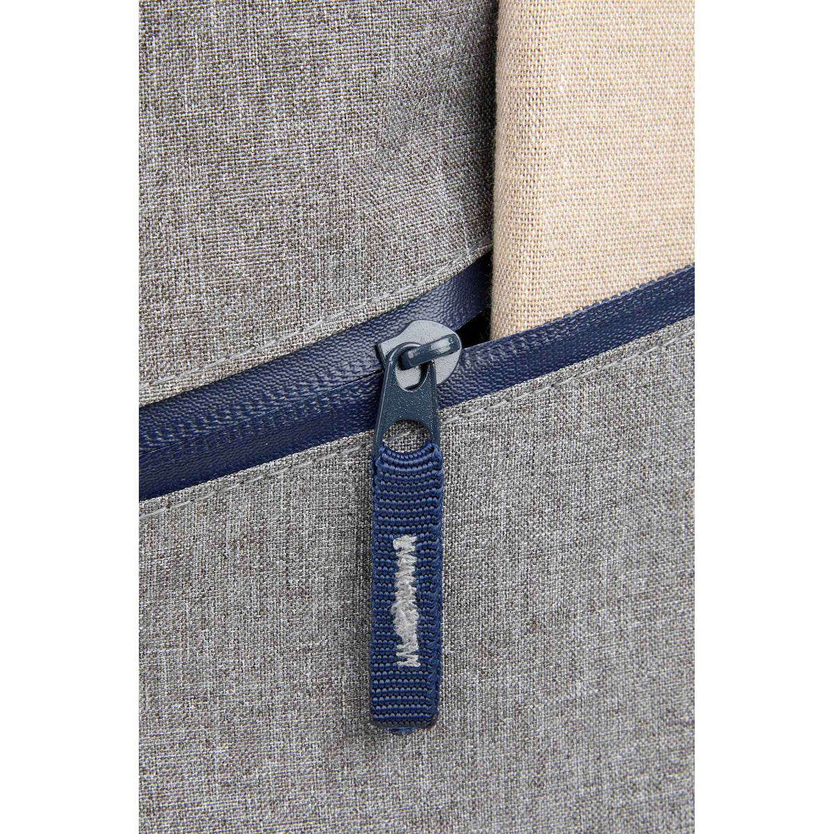 Angle Laptop Backpack in Recycled PET, 15 Inch Transfer - Gray - Detail