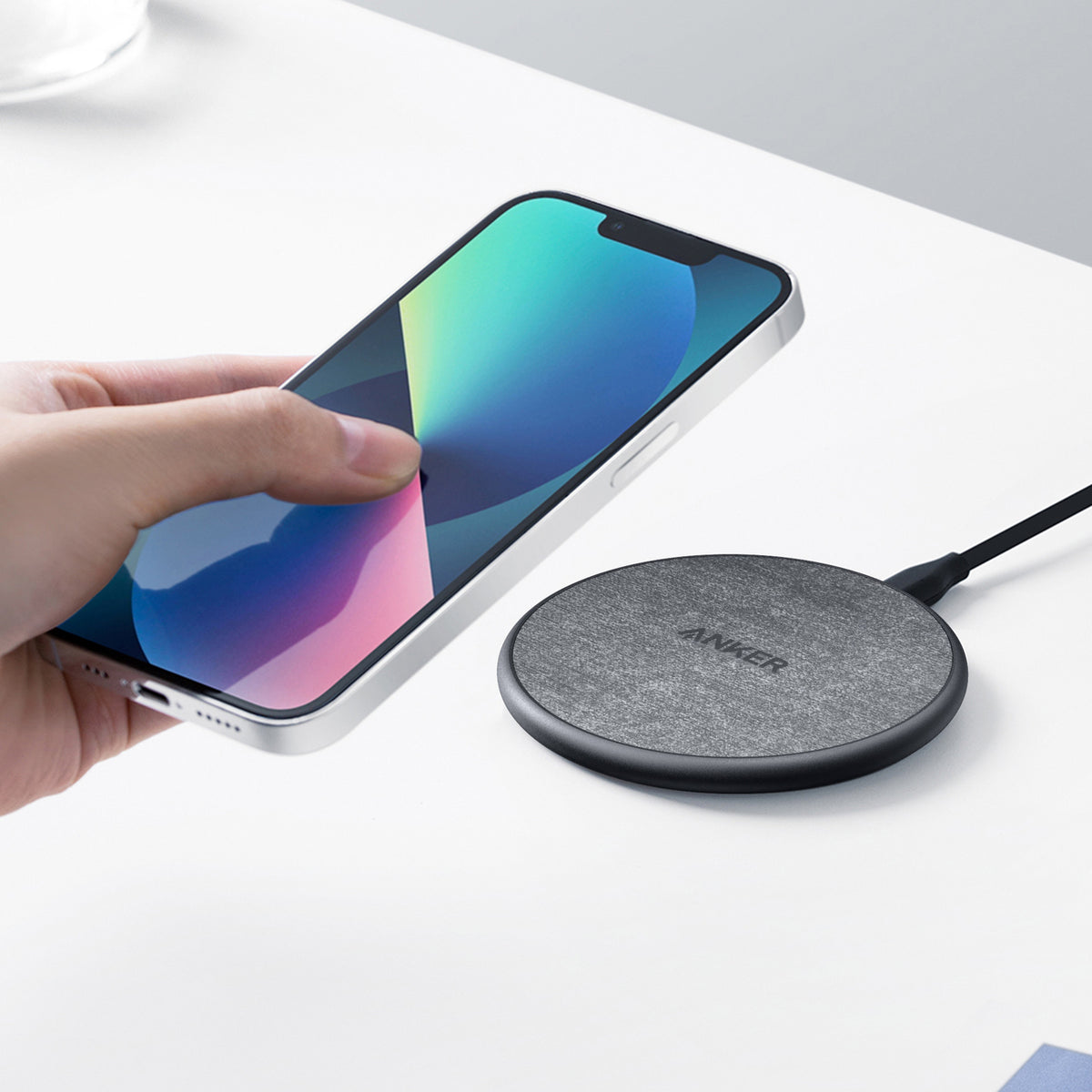 Anker 318 Wireless Charging Pad, 10W - Black - View 6