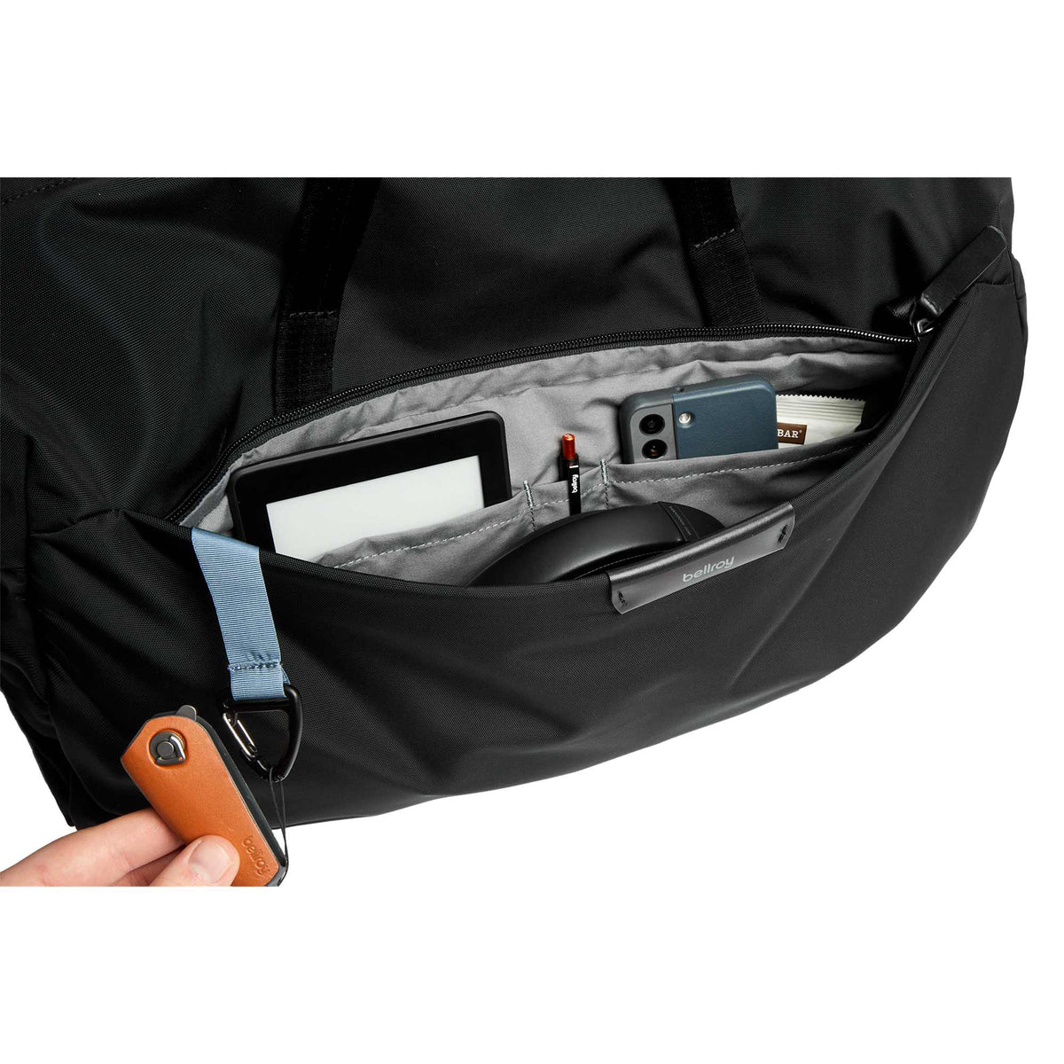 Bellroy Classic Weekender Duffel Bag, 45L Transfer - Black - Top 4