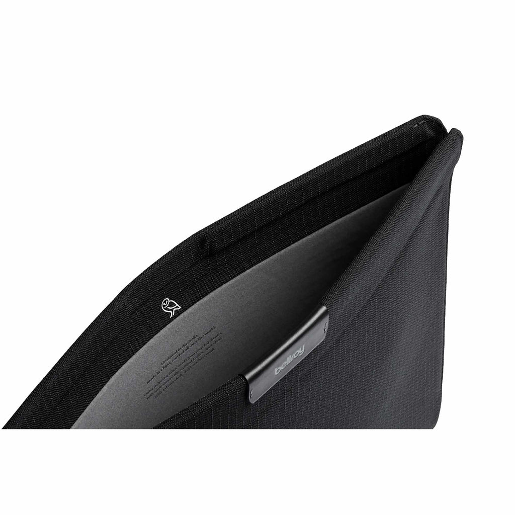 Bellroy Laptop Sleeve with Magnetic Entry, 16 Inches Transfer - Black - Left Angle