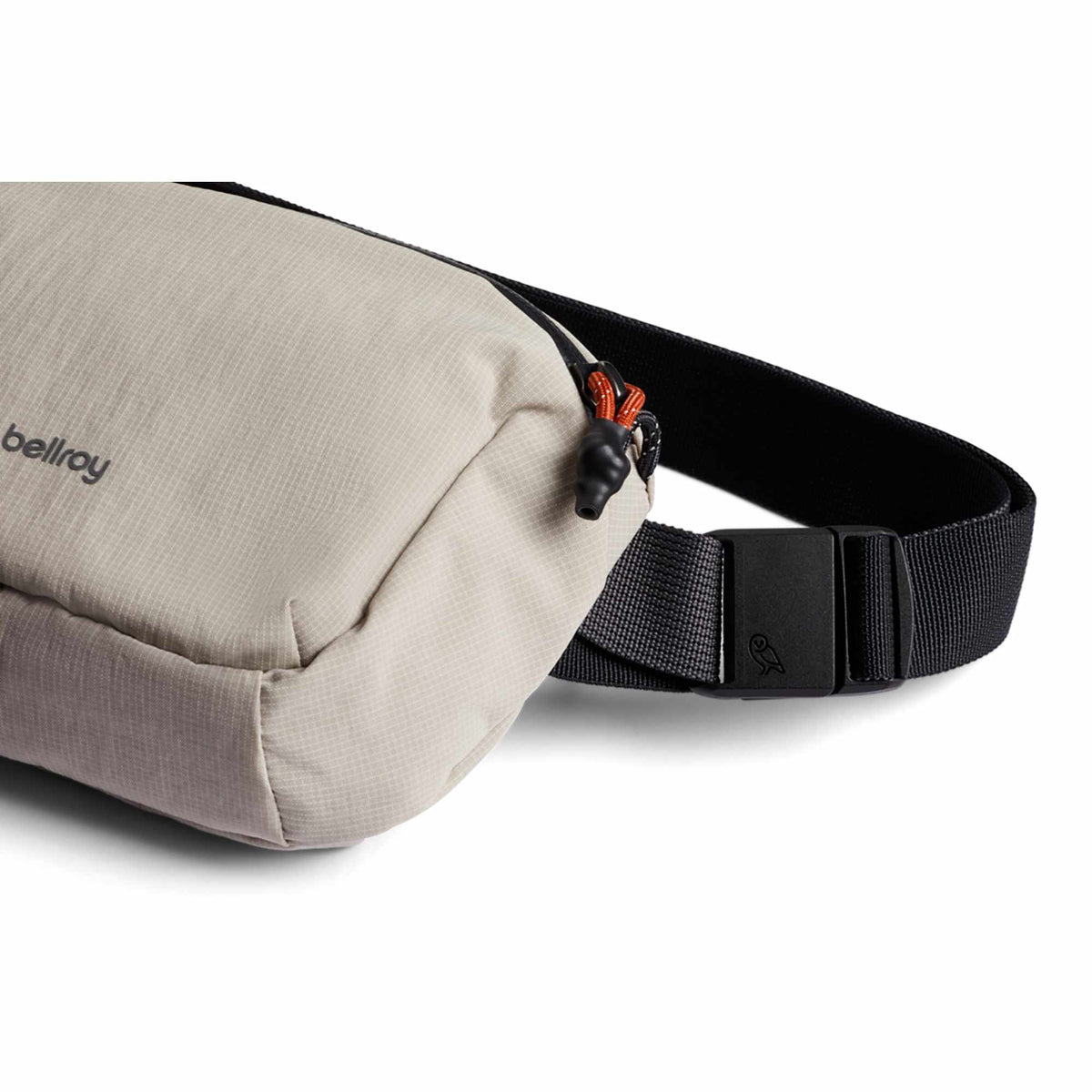 Bellroy Lite Belt Bag in Recycled Ripstop Transfer - ASH - Detail 2