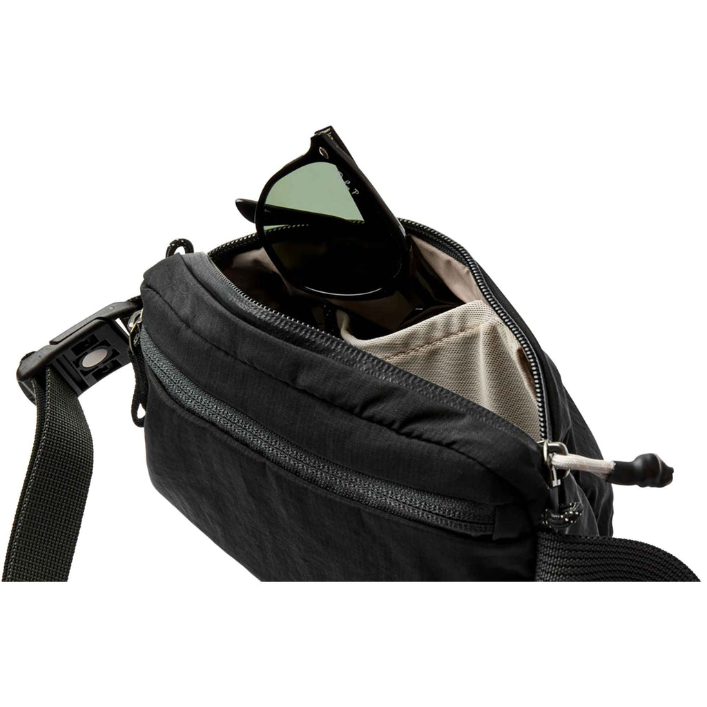 Bellroy Lite Belt Bag in Recycled Ripstop Transfer - Black - Detail