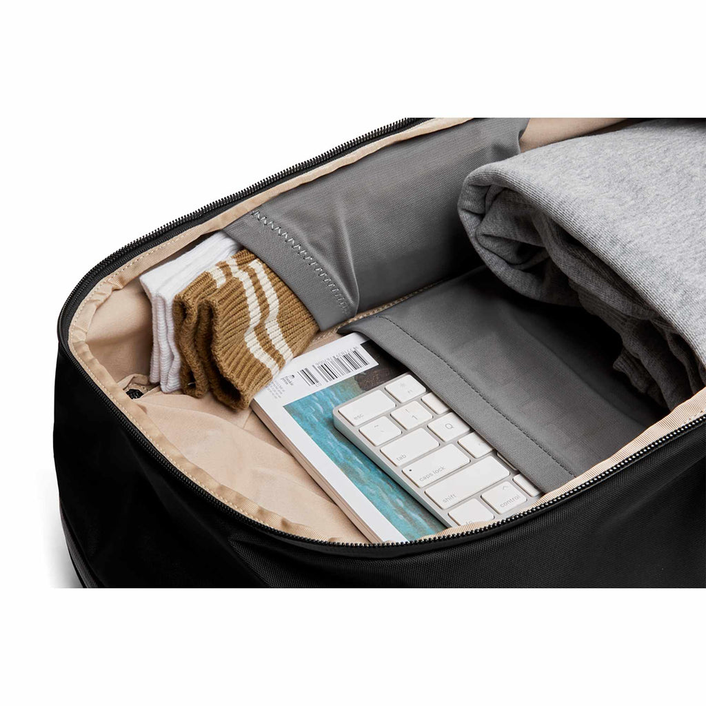 Bellroy Transit Workpack, 20L Transfer - Black - Right Angle 3