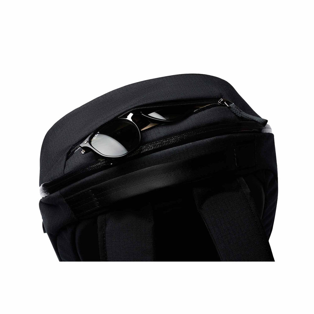 Bellroy Via Laptop Backpack, 16 Inch Transfer - Black - Front Detail 2