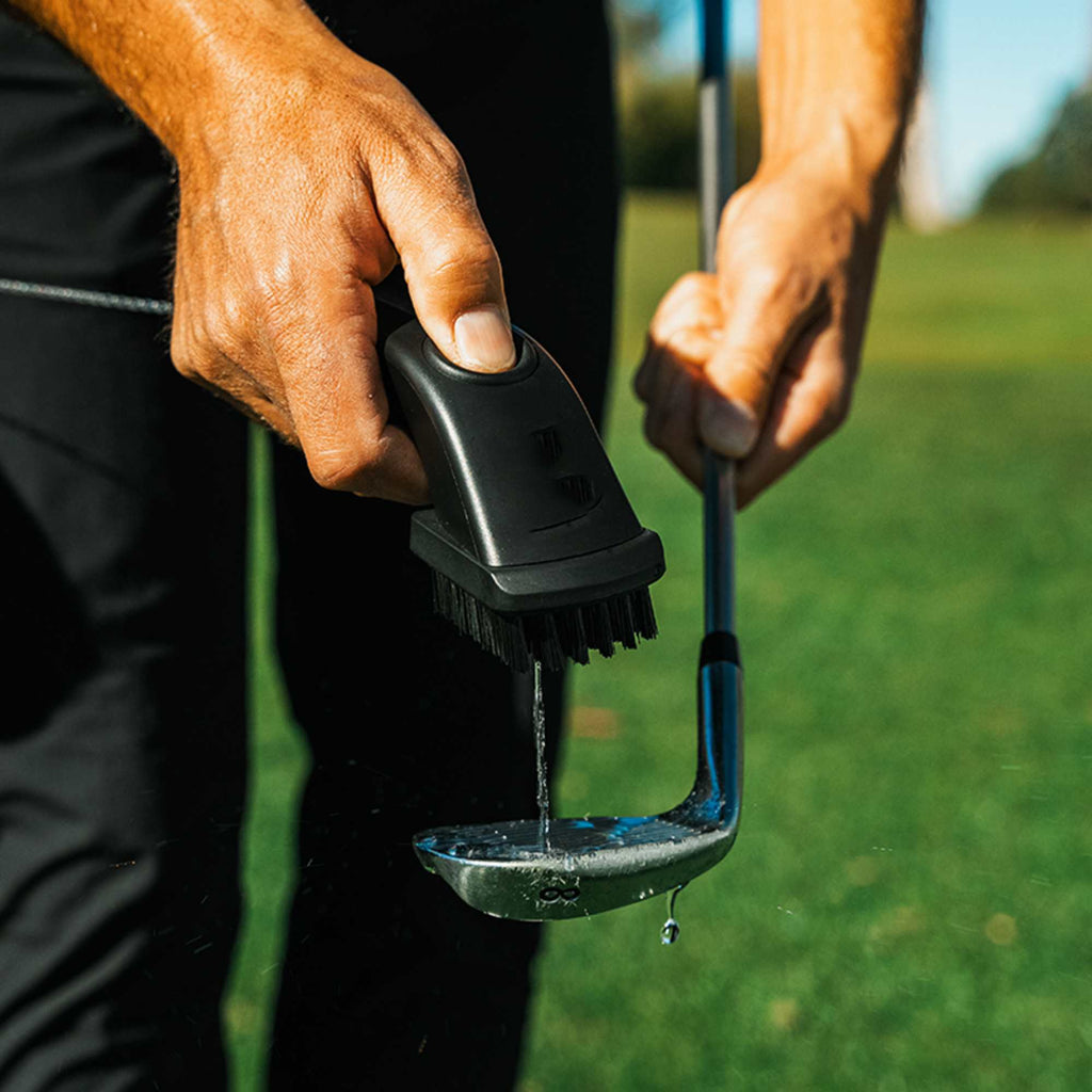 Caddy Splash Pro Water Brush for Golf Clubs - Black - Front Lifestyle 2