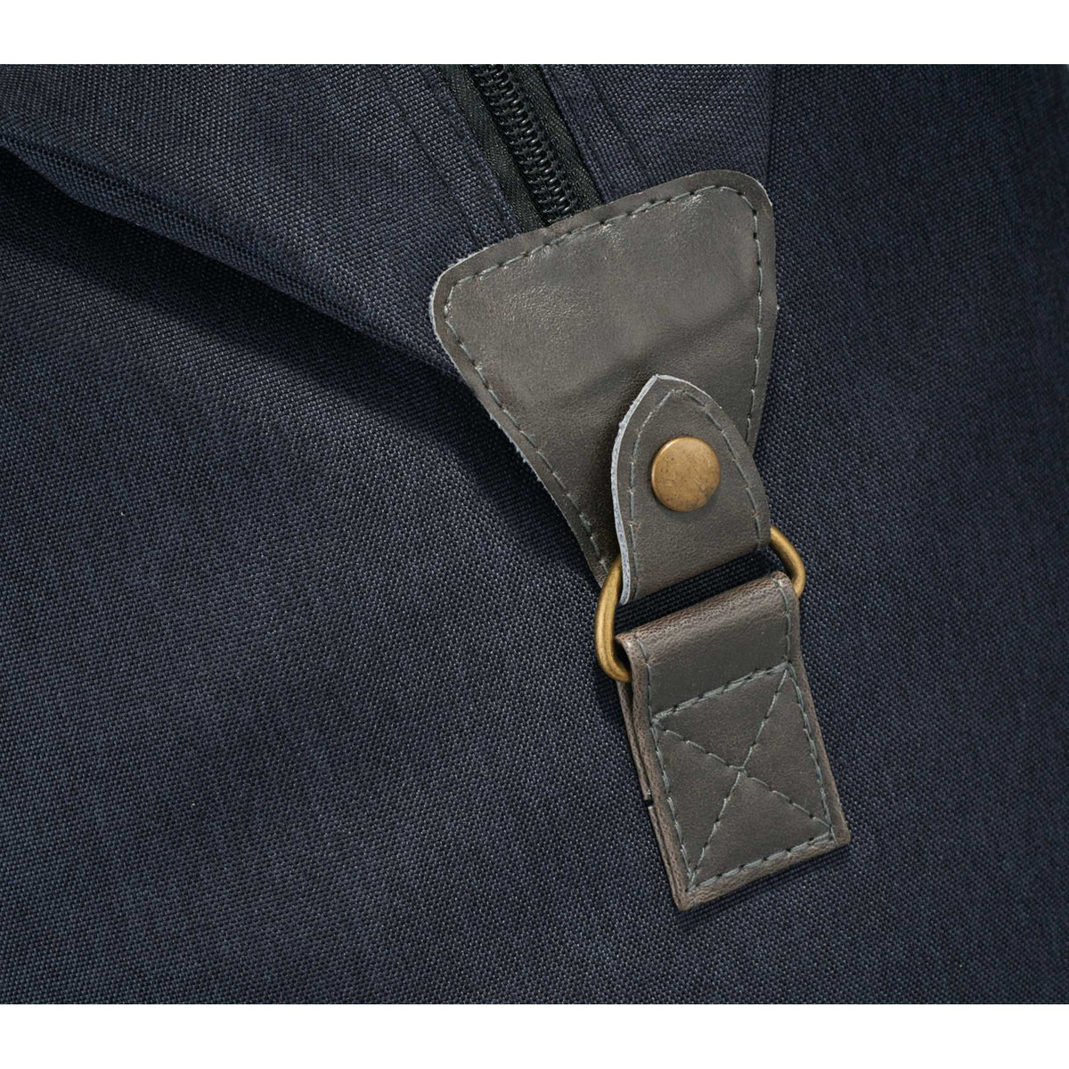 Capitol Duffel Bag with Shoe Pocket, 20 Inches Transfer - Graphite - Photo 2