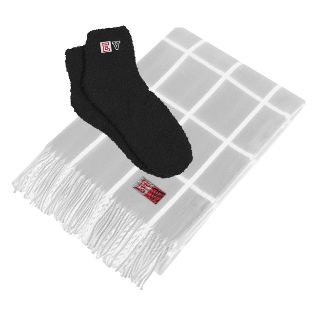 Charleston Throw and Fuzzy Socks Kit
