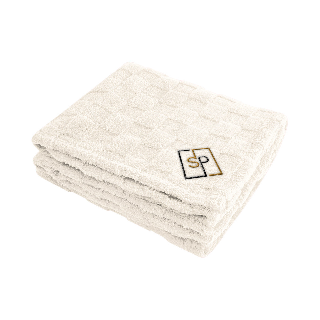 Checkered Sherpa Blanket in Recycled PET - Cream - Embroidery