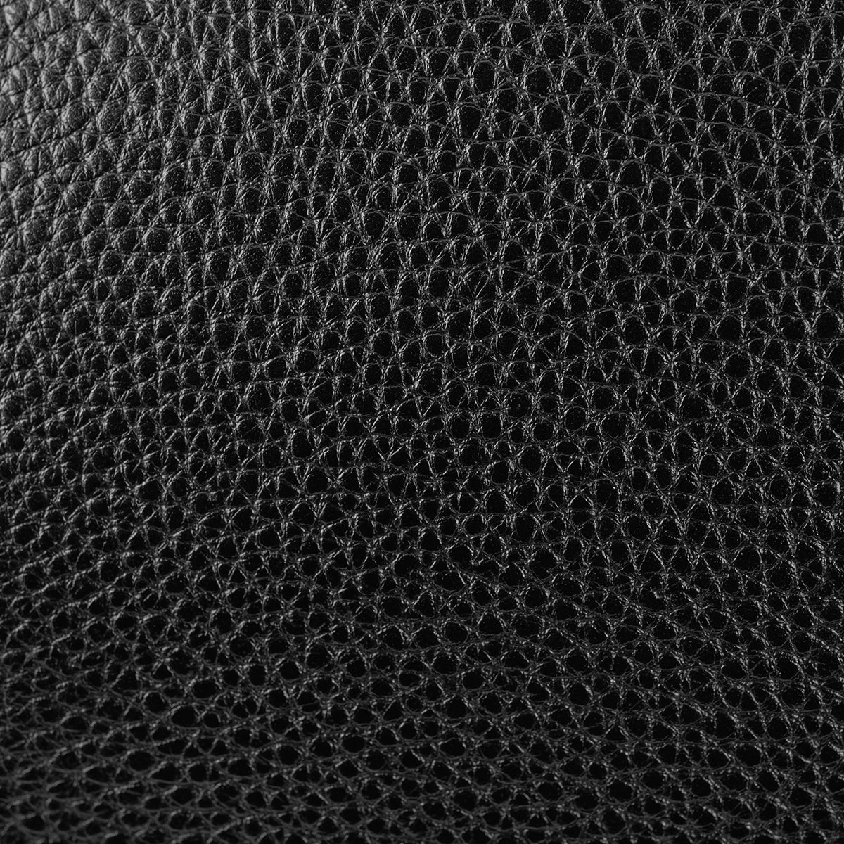 Cutter & Buck Travel Kit in Leather - Texture