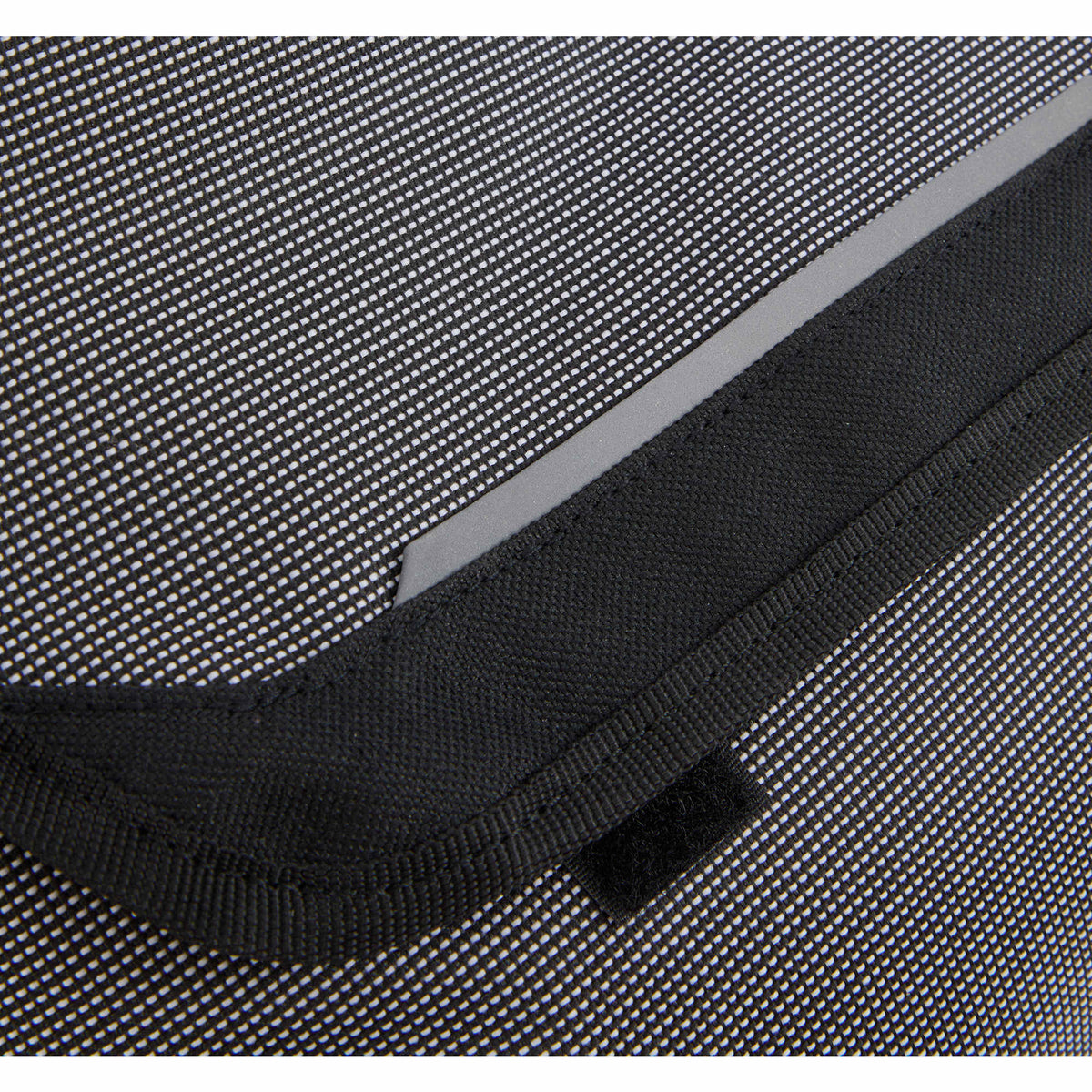 Dover Messenger Bag with Laptop Sleeve in Recycled PET - Gray - Detail 2