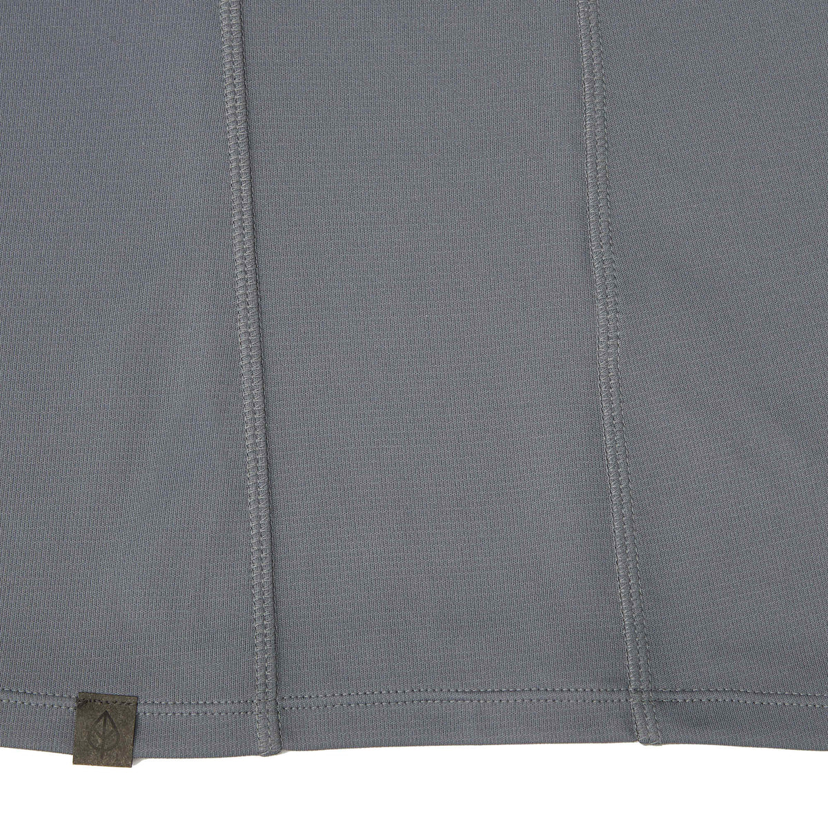 Evans Recycled Performance Half Zip for Women Debossing - Steel Grey - Detail 2