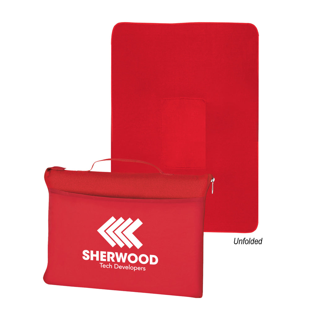 Fleece Travel Blanket in Recycled PET - Red - Silk Screen