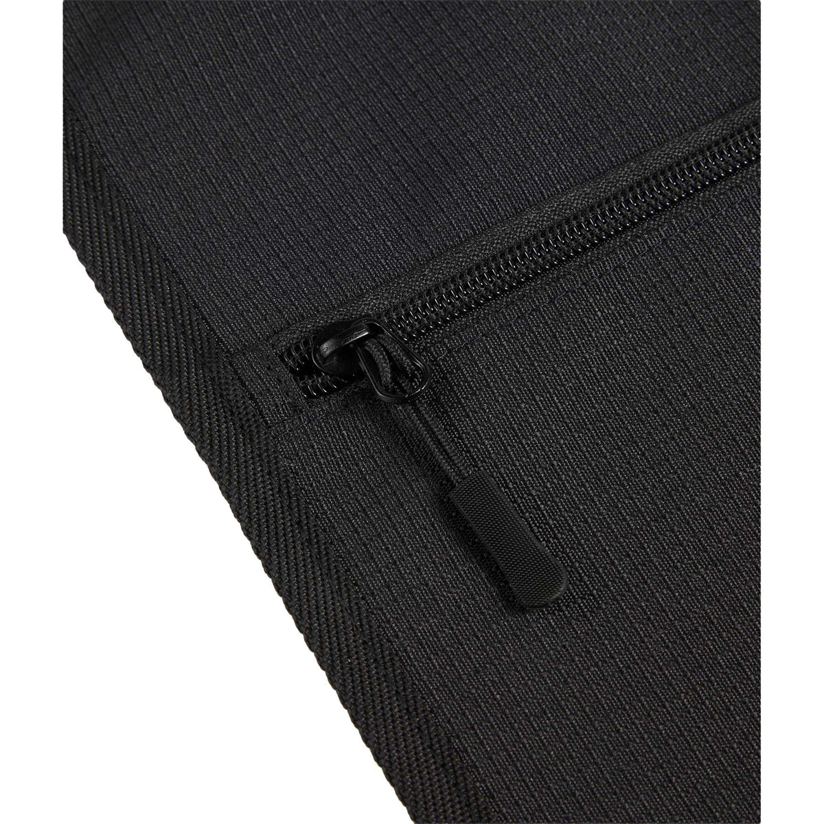Folding Garment Bag in Recycled Ripstop - Black - Detail 5
