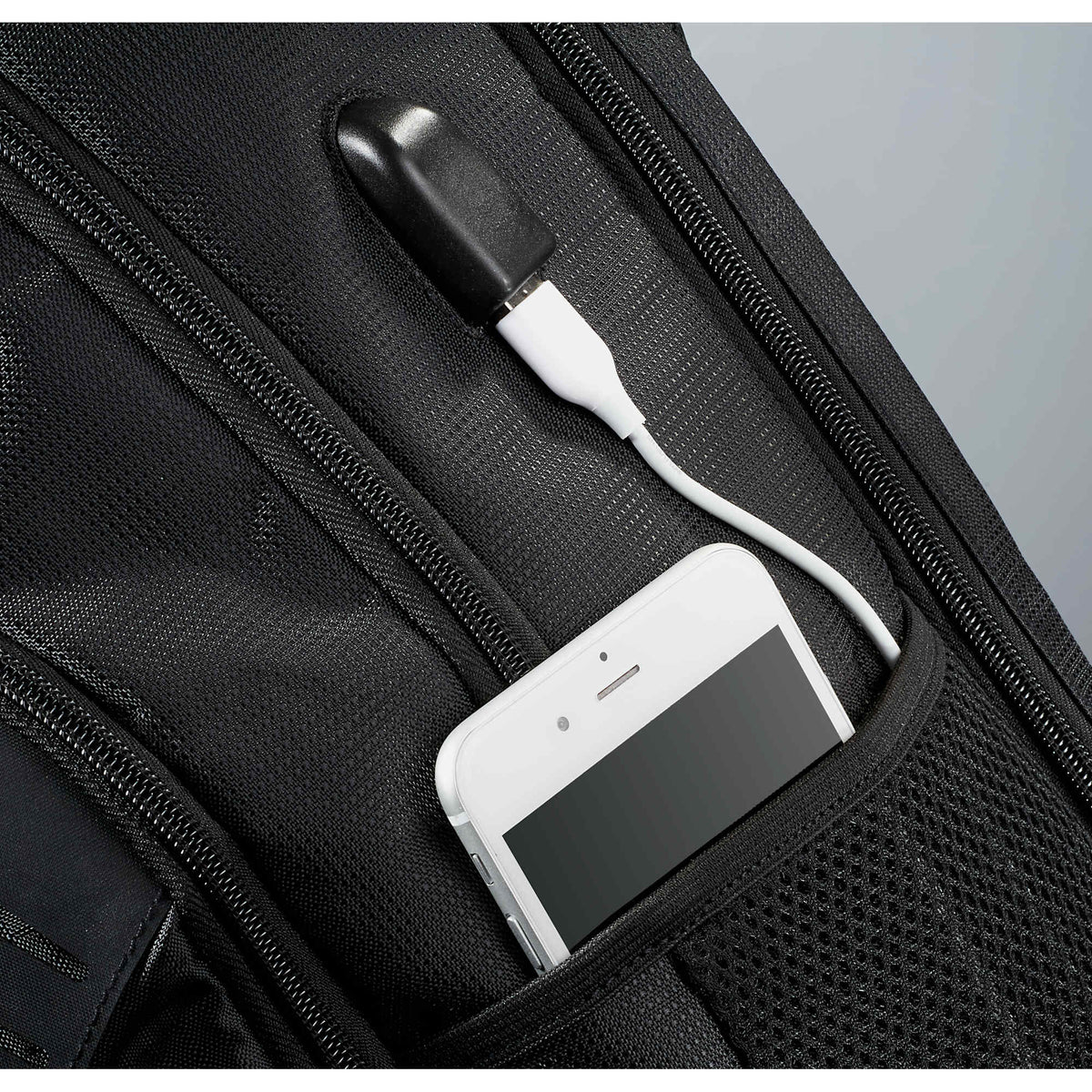 Foyager TSA Laptop Backpack with USB Port, 15 Inch Transfer - Black - Photo 2