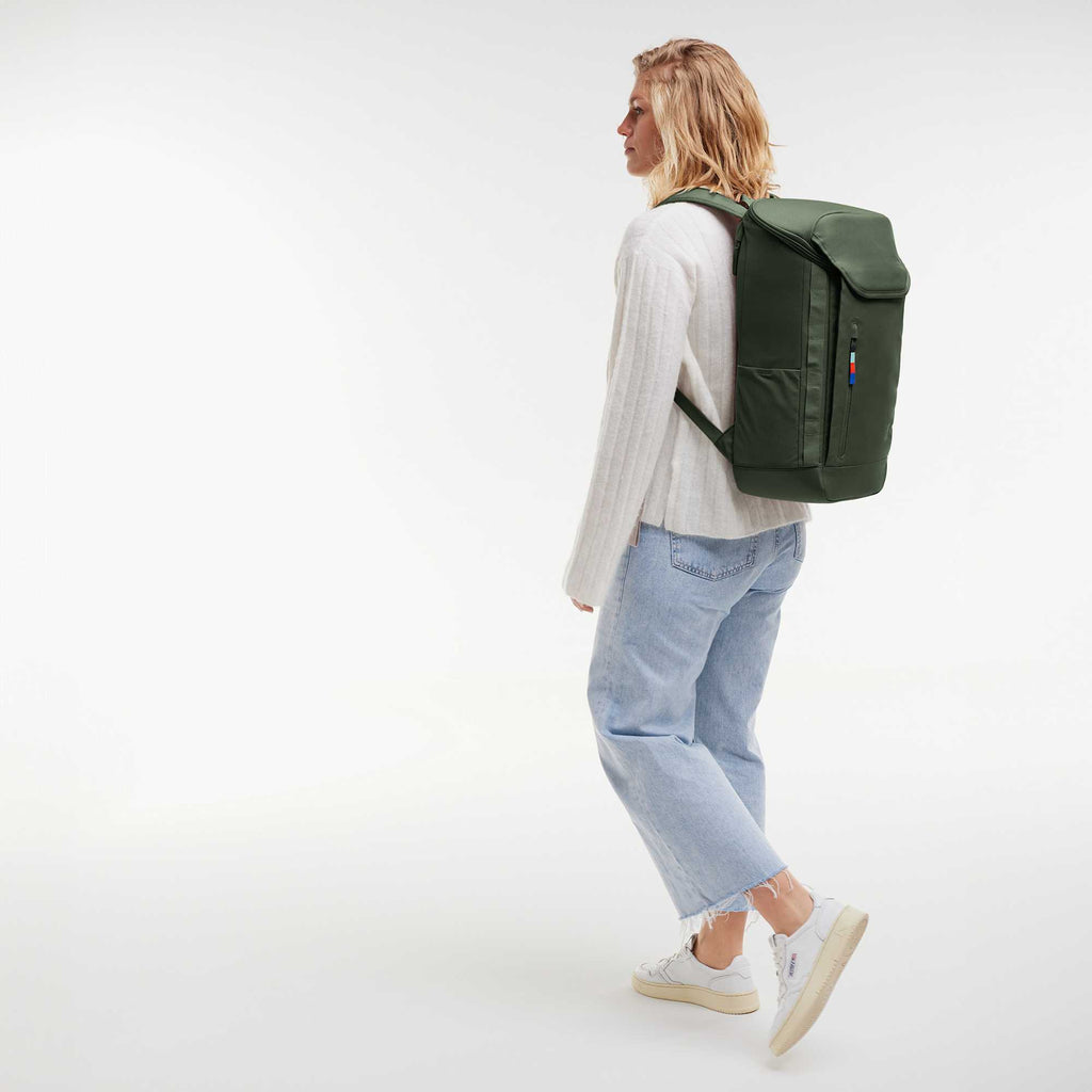 GOT BAG Pro Pack in Recycled Ocean Plastic, 25L Transfer - Algae - Front On Model 3