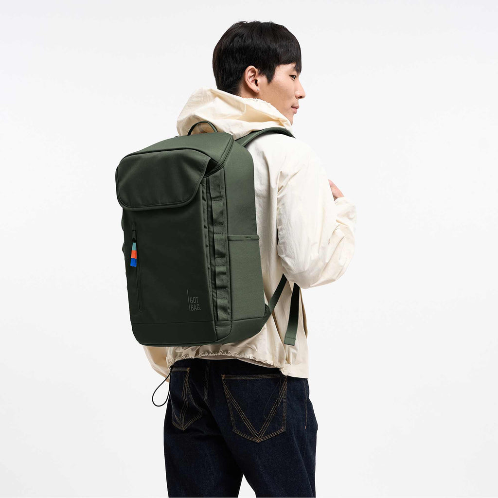 GOT BAG Pro Pack in Recycled Ocean Plastic, 25L Transfer - Algae - Front On Model 4