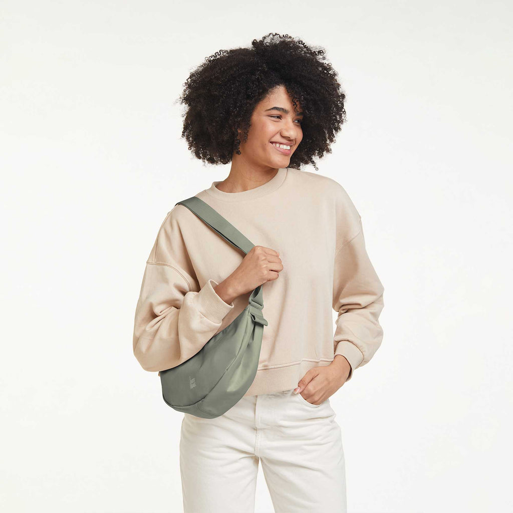 GOT BAG Small Moon Bag in Recycled Ocean Plastic, 3.5 L Transfer - Bass - On Model 3