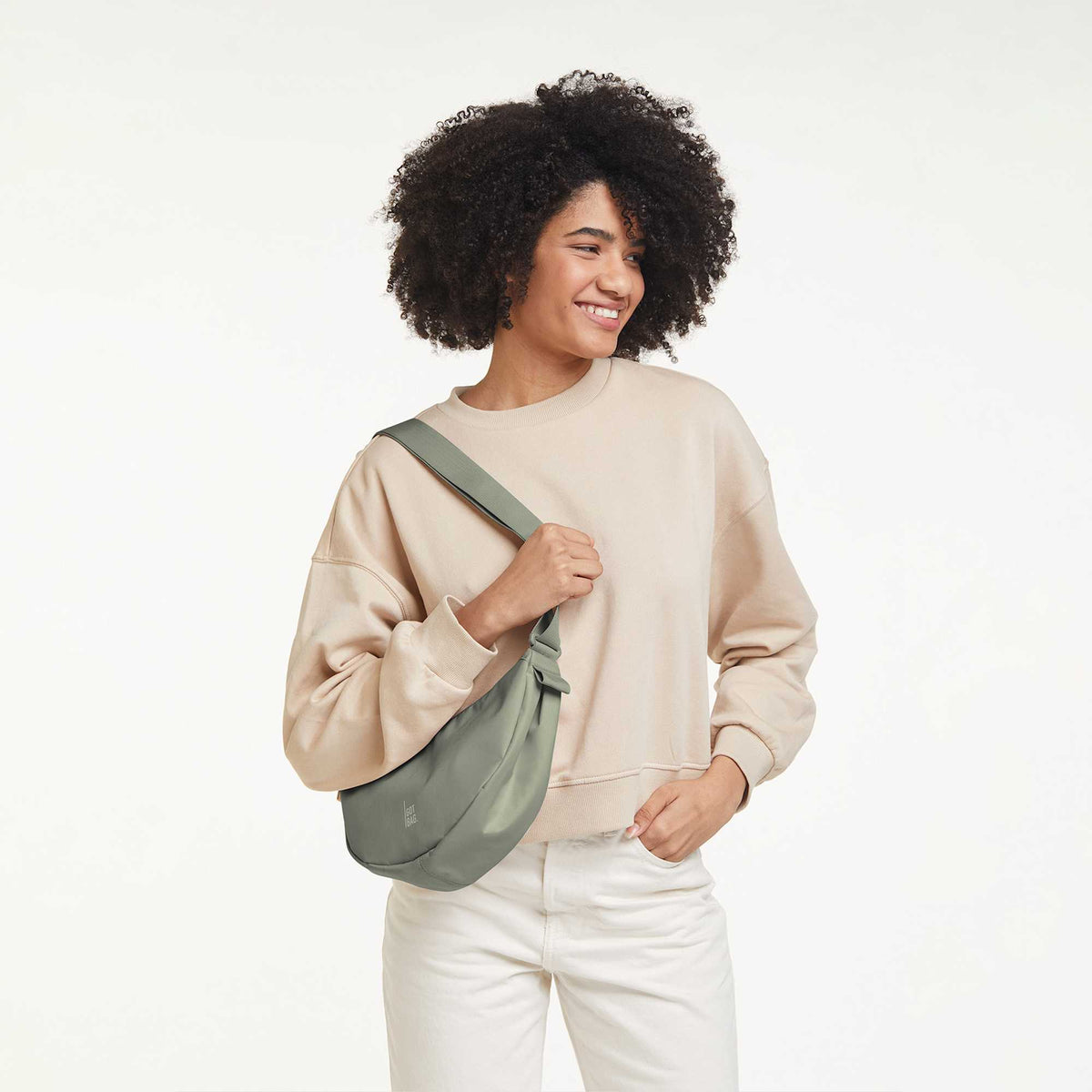 GOT BAG Small Moon Bag in Recycled Ocean Plastic, 3.5 L Transfer - Bass - On Model 3
