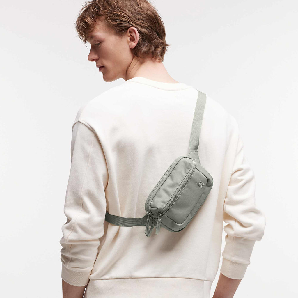 GOT BAG Small Sling Bag in Recycled Ocean Plastic, 0.7 L Transfer - Bass - On Model