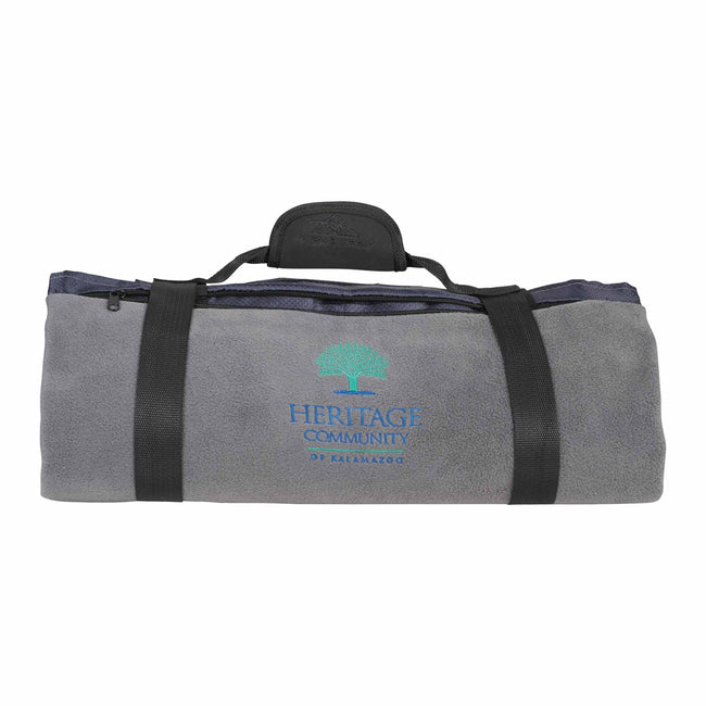 High Sierra Oversize Picnic Blanket with Ripstop Back Embroidery