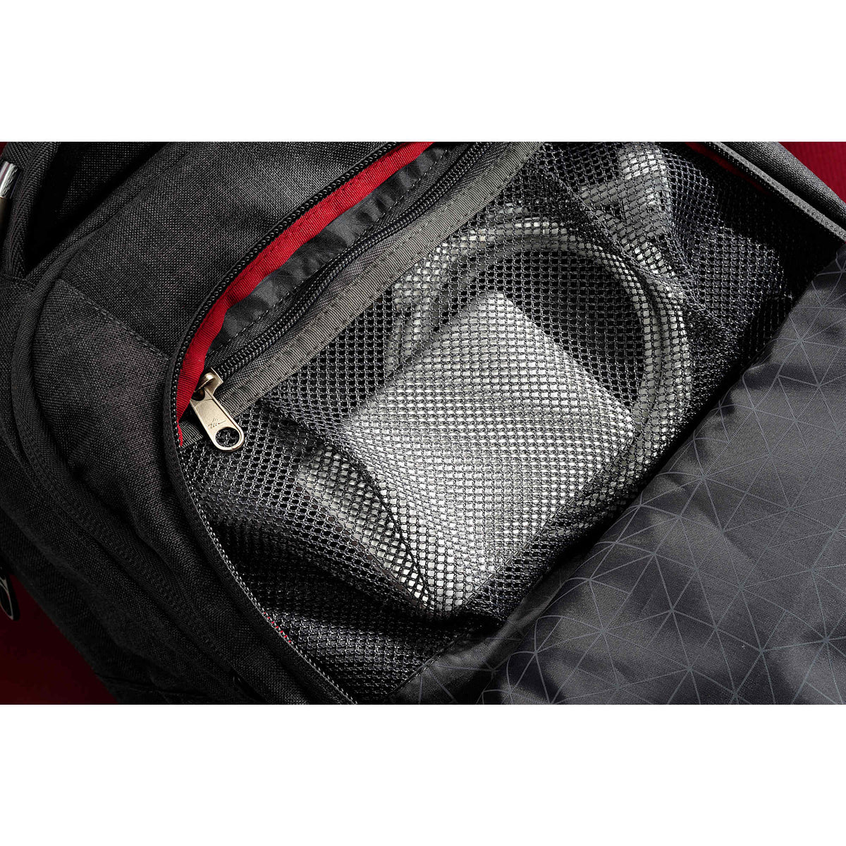 High Sierra UBT Deluxe Laptop Backpack, 17 Inch Transfer - Gray - Photo 2