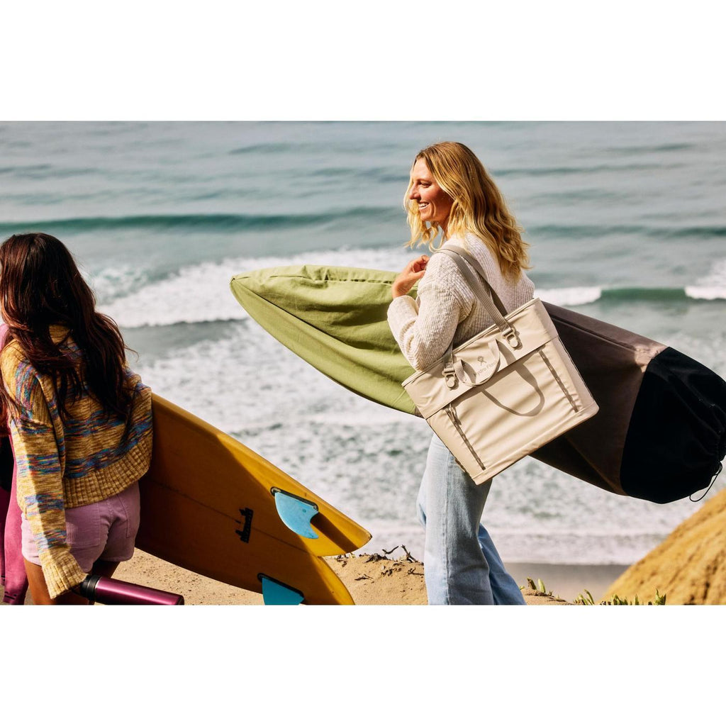 Hydro Flask Carryout Tote Cooler, 20 L Transfer - Oat - View 3