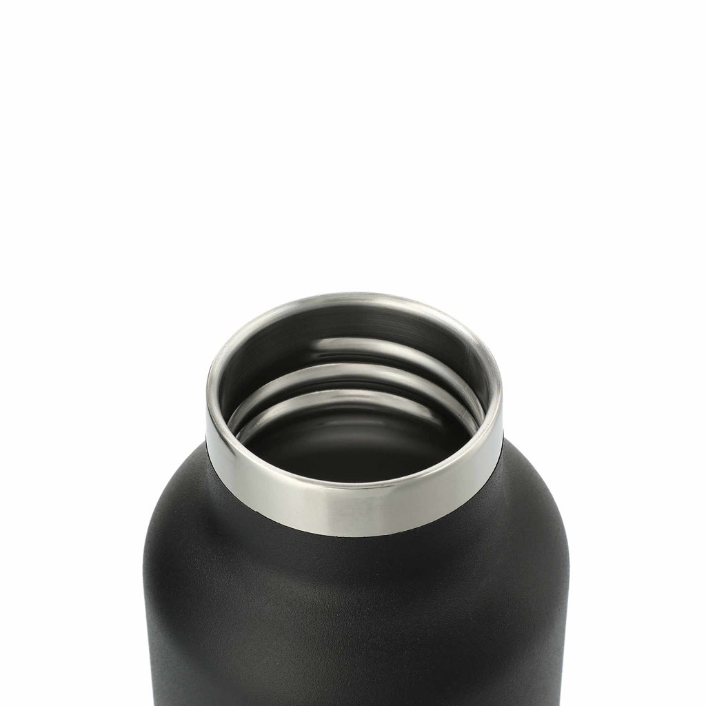 Hydro Flask Standard Mouth Bottle with Flex Cap, 21 oz Full Color - Black - Right Angle 2