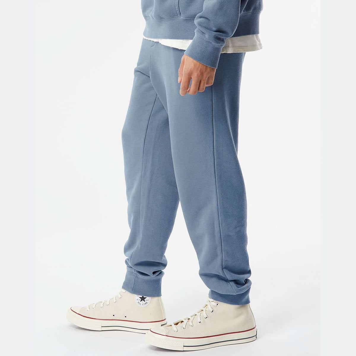 Independent Trading Co. Unisex Pigment-Dyed Fleece Sweatpants - Pigment Slate Blue - On Model Side