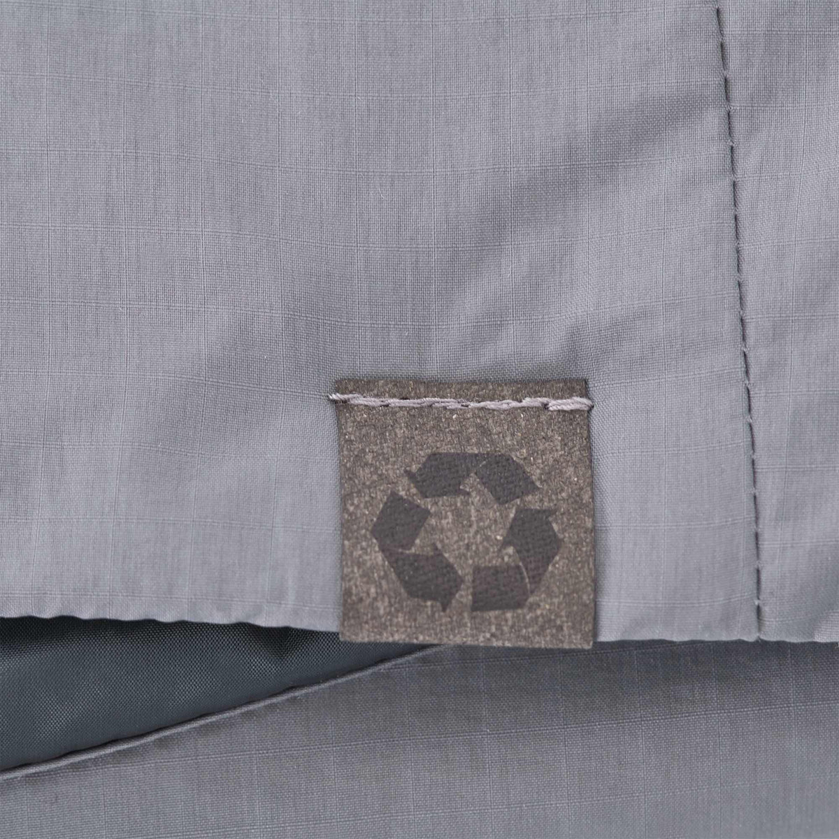 Kyes Packable Insulated Jacket in Recycled Nylon for Women Transfer - Steel Grey - Ecologo