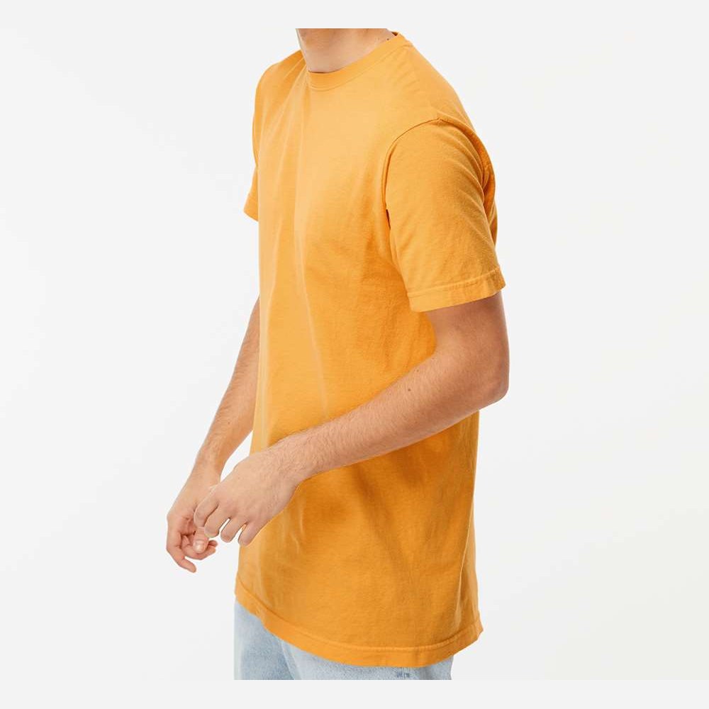 M&O Unisex Vintage Garment-Dyed T-Shirt - Citrus - On Model Side