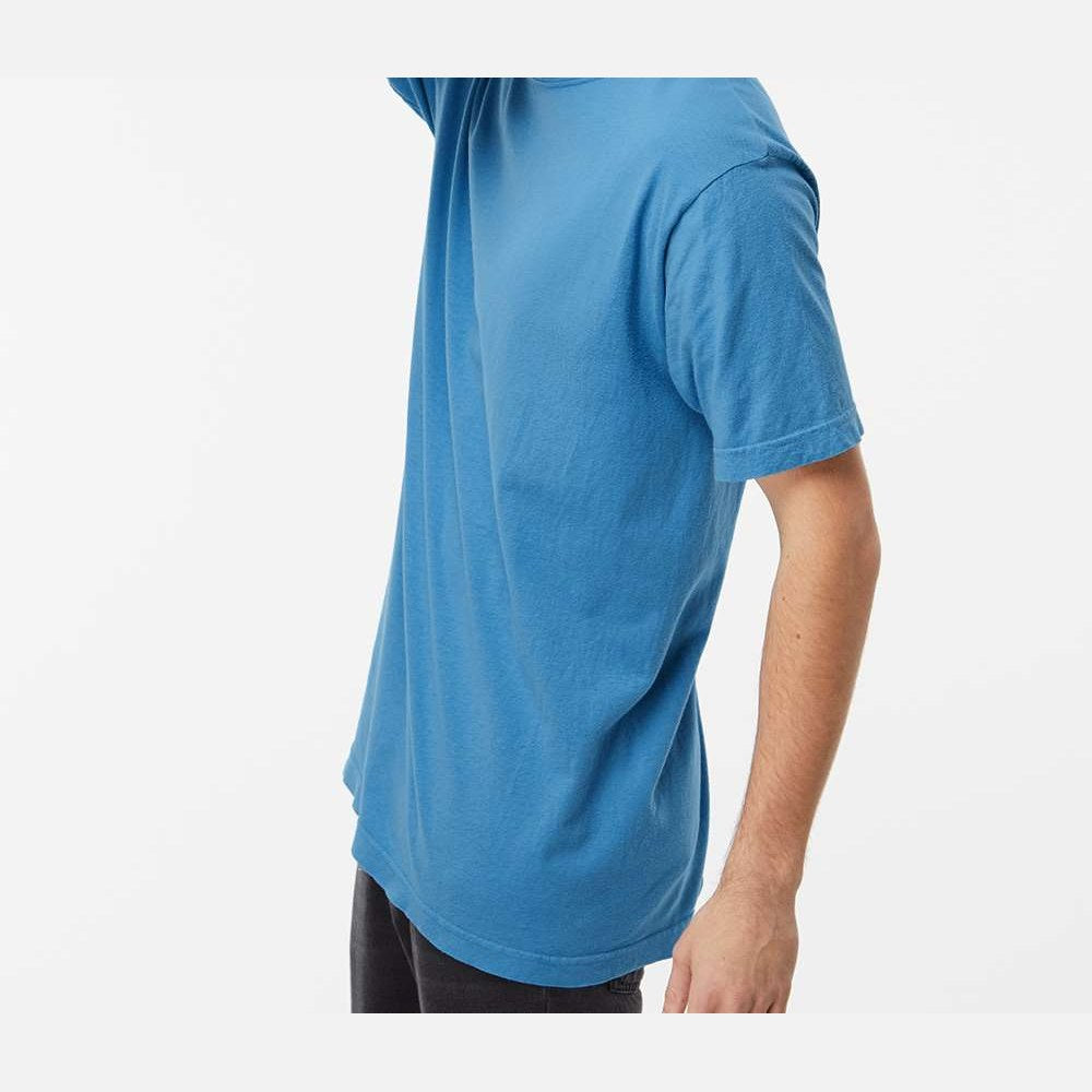 M&O Unisex Vintage Garment-Dyed T-Shirt - Royal Caribe - On Model Side