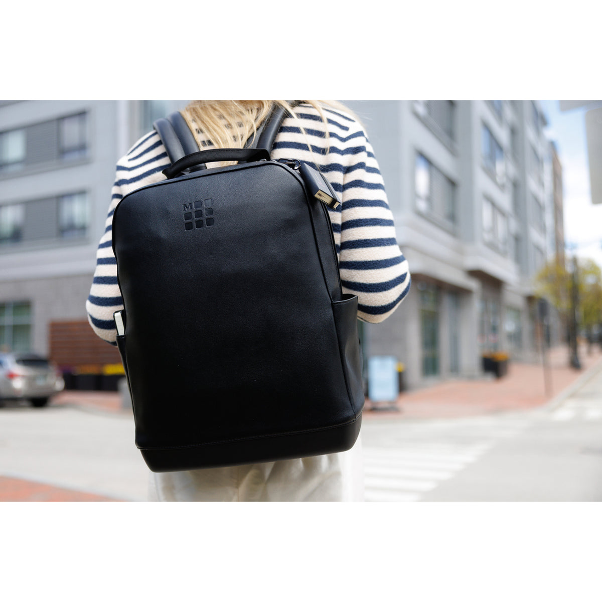 Moleskine Classic Backpack and Mini Notebook Charm Gift Set Full Color - Black - View 6