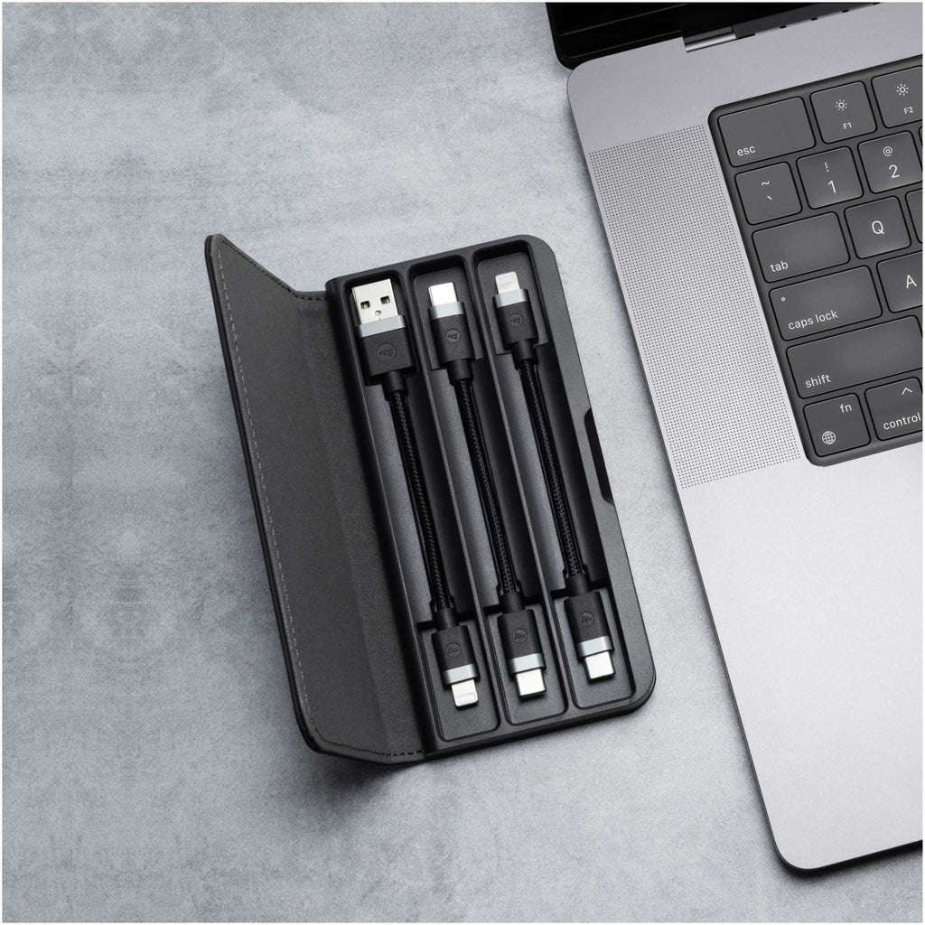 Mophie Travel Cable Kit with Magnetic Case Laser Engraving - Black - Photo 4
