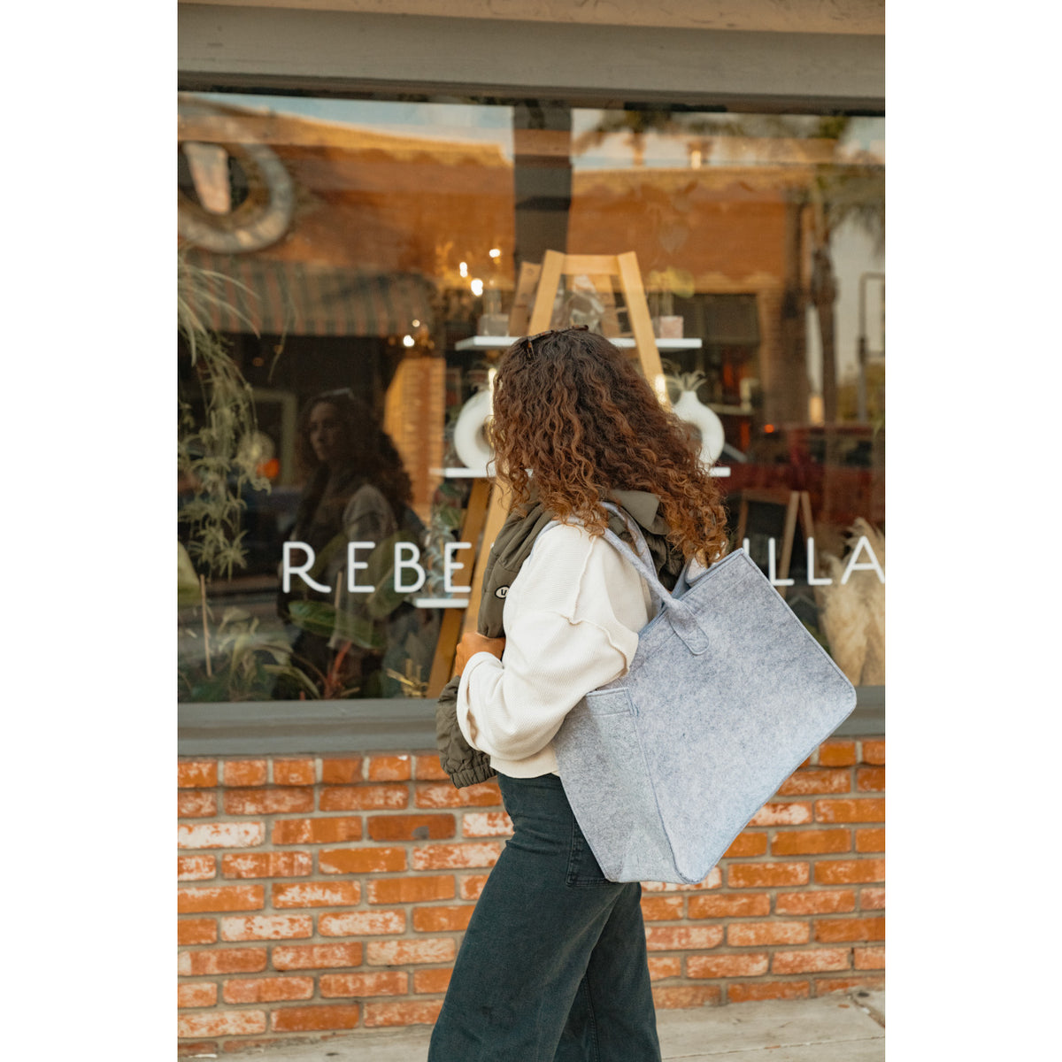 Out of the Woods Recycled Felt Shopper Tote Transfer - Light Grey - View 5