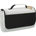 Oversized Picnic Blanket in Recycled PET Fleece, 60 x 70 Inches Transfer - Light Gray - Right Angle 2