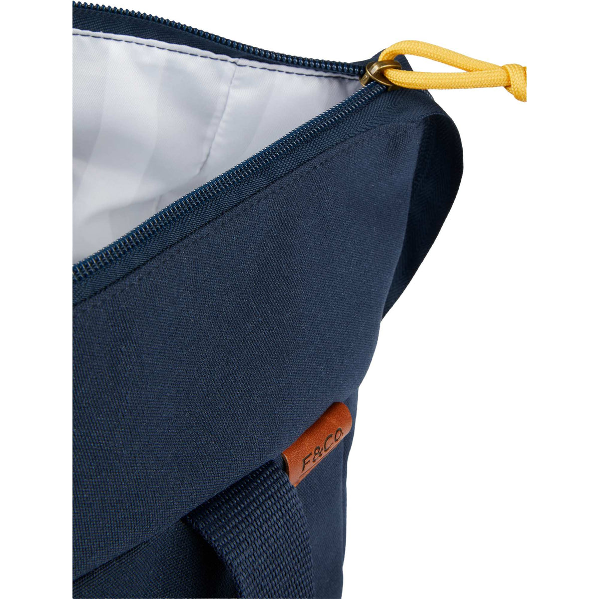 Parks Backpack in Recycled 900D Polyester Transfer - Navy - Detail 2
