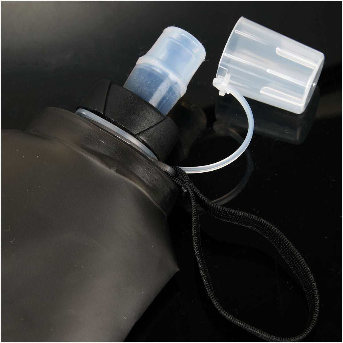 Remy Collapsible Water Bottle with Wrist Strap, 17 oz - Black - Detail 2
