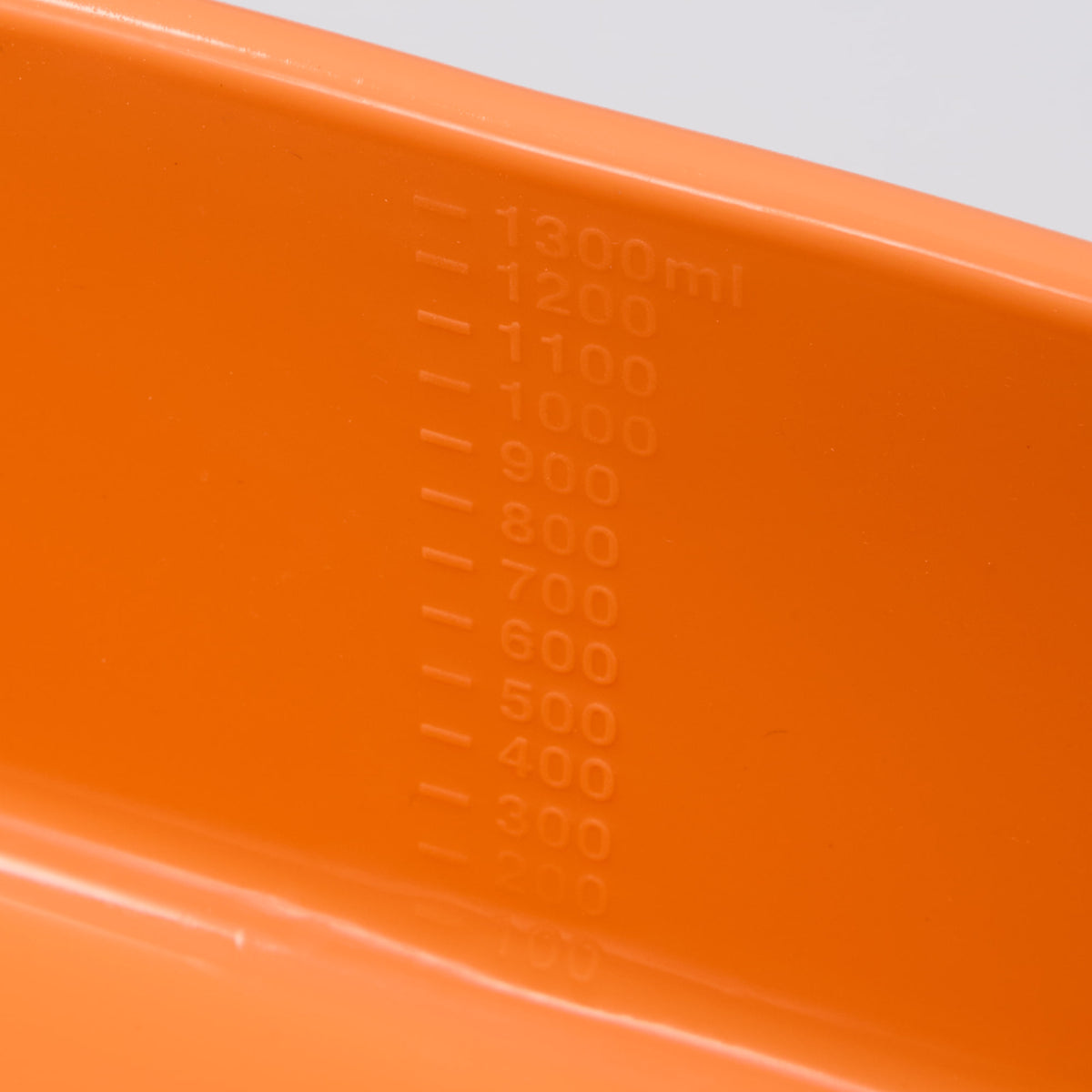 Silicone Meal Prep Container with Air Valve, 44 oz - Melon - Detail 3