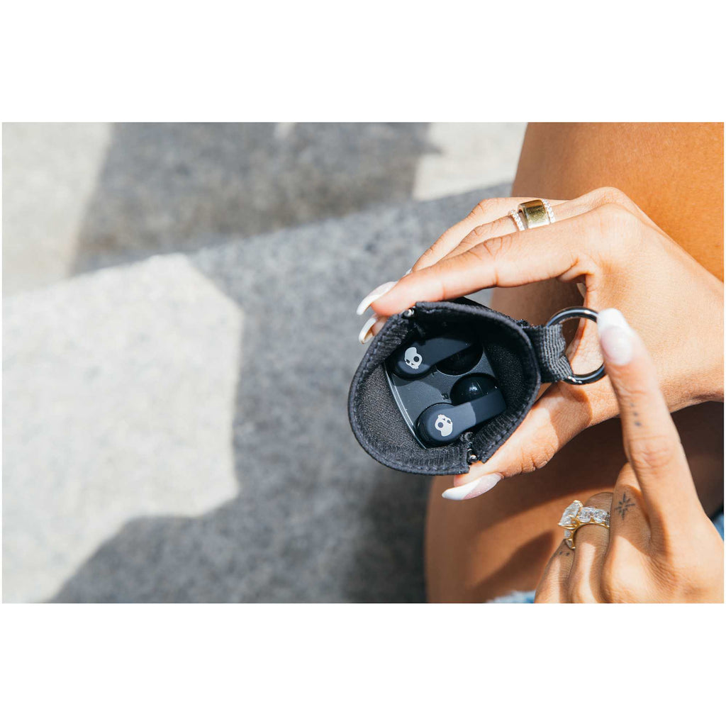 Skullcandy Push 720 Open Clip-On Wireless Earbuds Transfer - Black - Right Angle Lifestyle 2