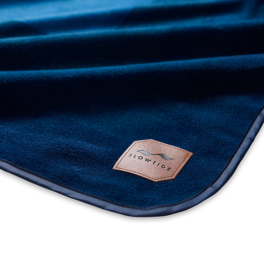 Slowtide Camp Blanket with Water Repellent Base, 58 x 72 Inches Transfer - Mirage - View 2