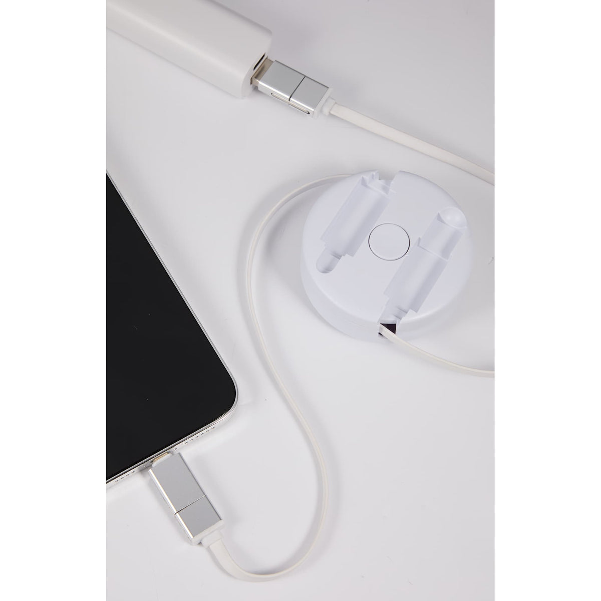 Spinner Extendable 5-in-1 Charging Cable, 40W - White - Propped