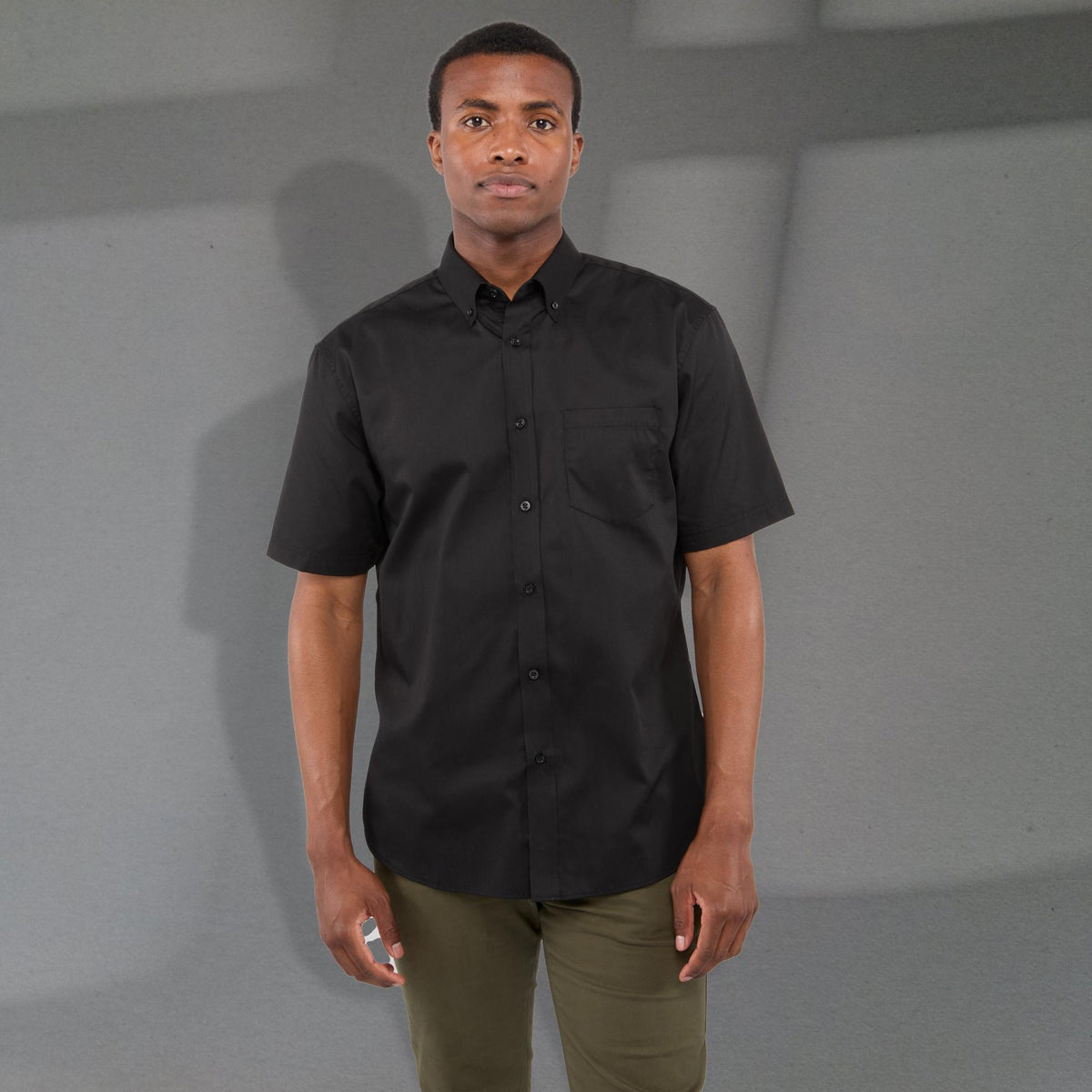 Stirling Short Sleeve Work Shirt in Poly Cotton Twill for Men Transfer - Black - Front
