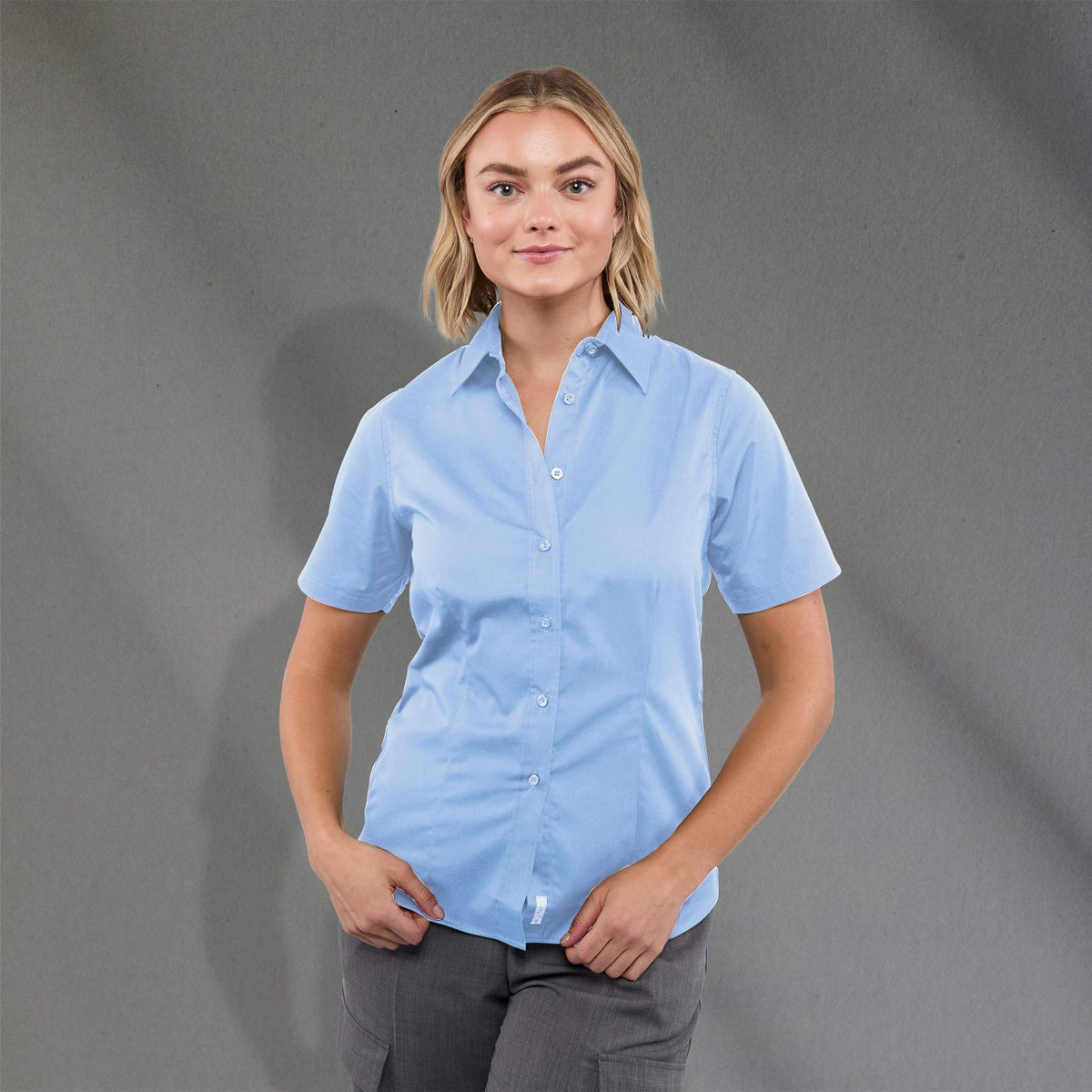 Stirling Short Sleeve Work Shirt in Poly Cotton Twill for Women Transfer - Frost Blue - Front On Model