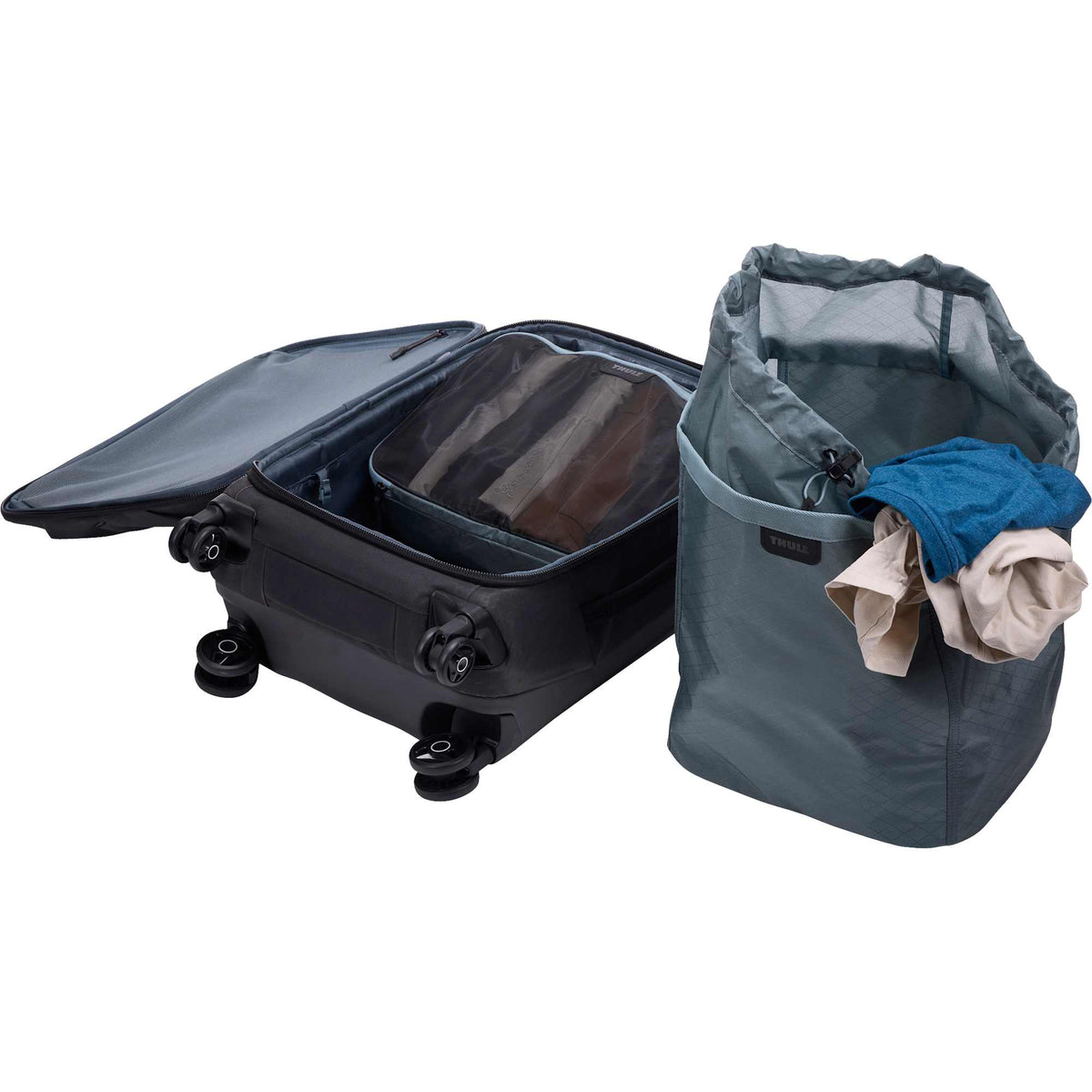 Thule Packable Laundry Bag in Recycled Nylon Embroidery - Pond Grey - Photo 9