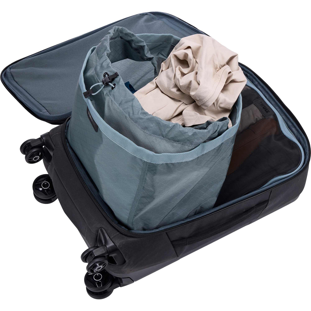 Thule Packable Laundry Bag in Recycled Nylon Transfer - Pond Grey - Photo 6