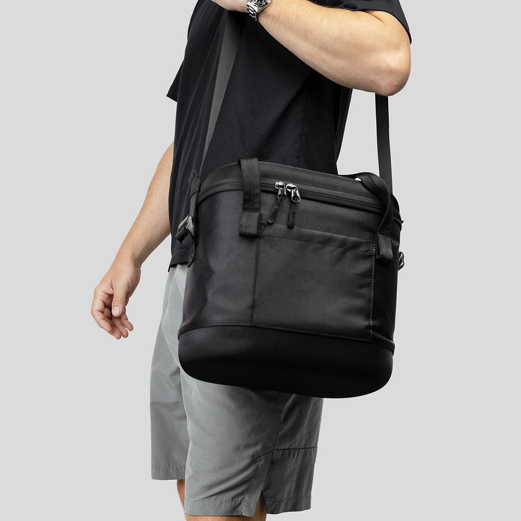 To-Go Cooler Bag for 20 Cans - Black - Inuse