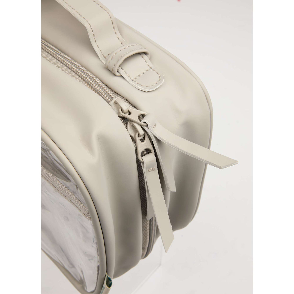 Wellable Clear Toiletry Case with Grab Handle Transfer - Gray - Detail 4